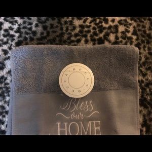 Becca Hydra-Mist Powder